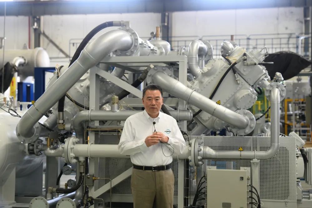 開山集團(tuán)阿拉瑪發(fā)壓縮機(jī)(中國)有限公司召開新產(chǎn)品發(fā)布會(圖3) 開山集團(tuán)阿拉瑪發(fā)壓縮機(jī)(中國)有限公司召開新產(chǎn)品發(fā)布會(圖3)